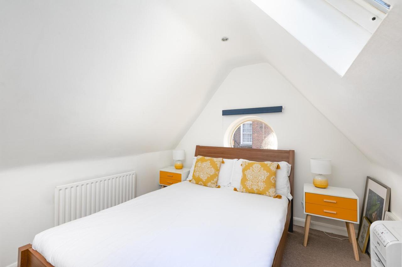3beds Mews House In Oxford Circus * Londen