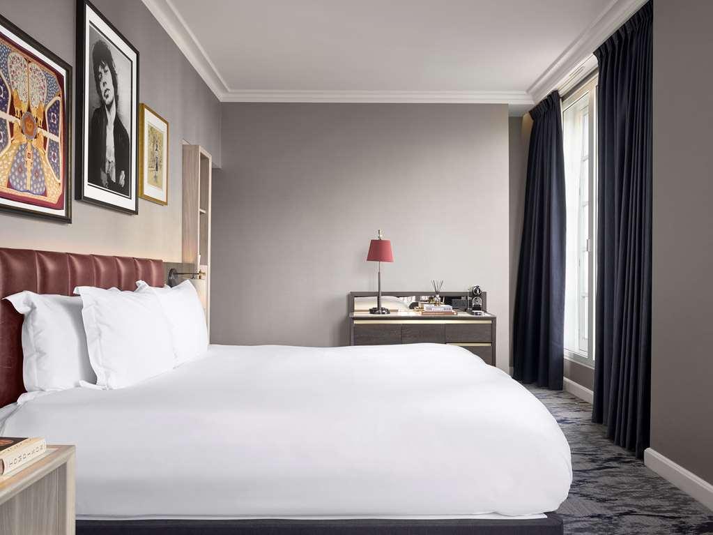 Hotel The Trafalgar St. James, Curio Collection By Hilton London