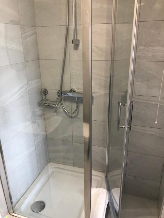 Parkwood Hotel 3*