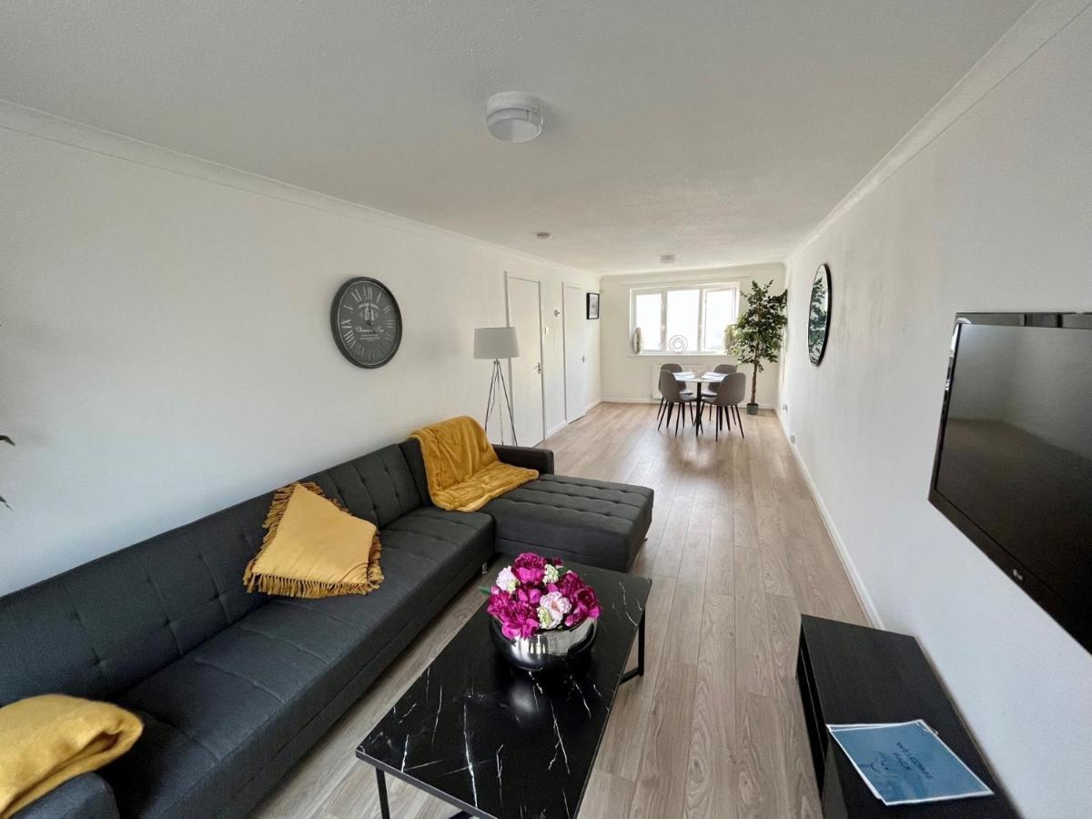Leilighet New Cosey 2 Bedroom With Free Parking *