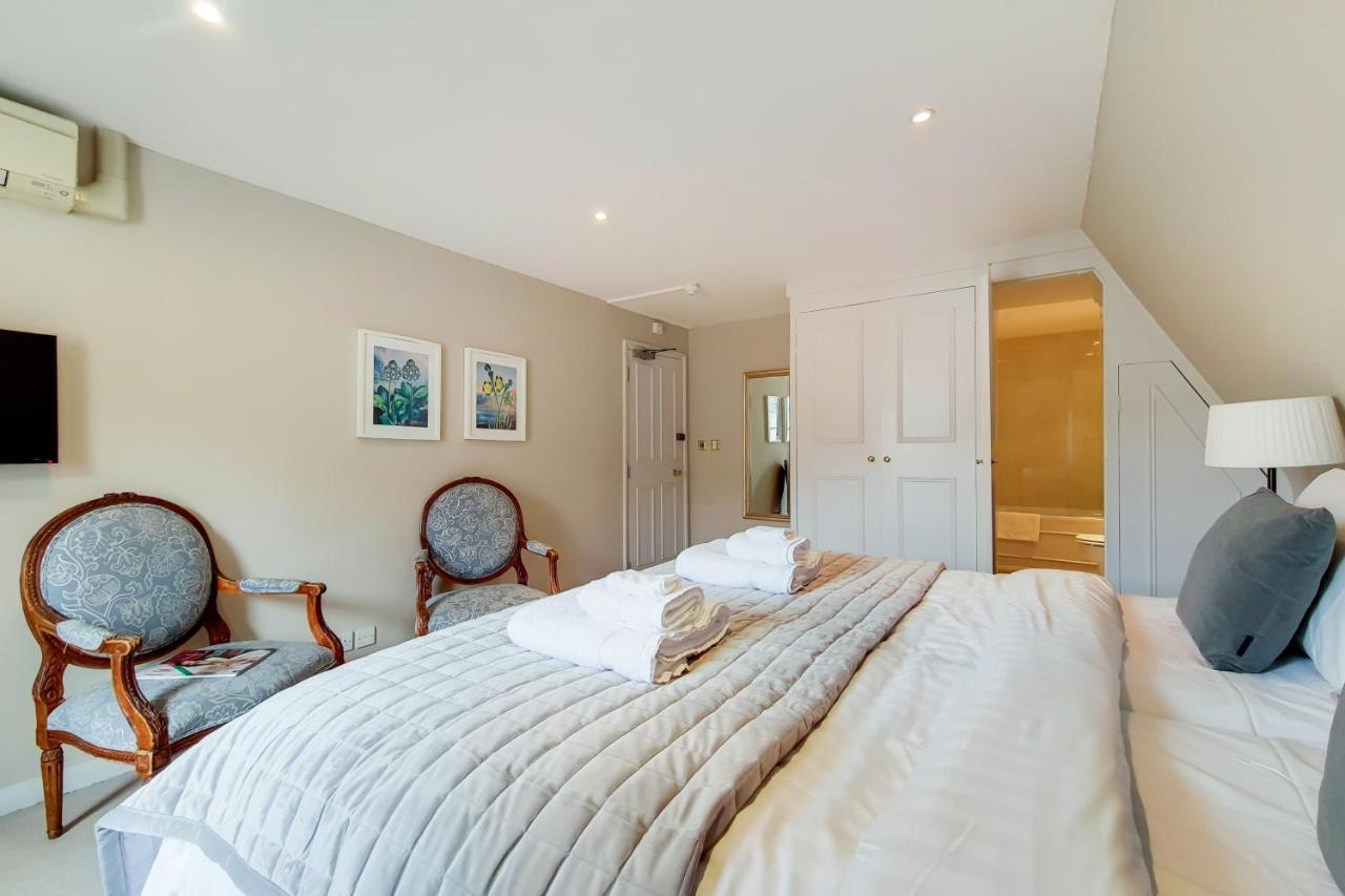 Knightsbridge Roof Garden Hotell 3*