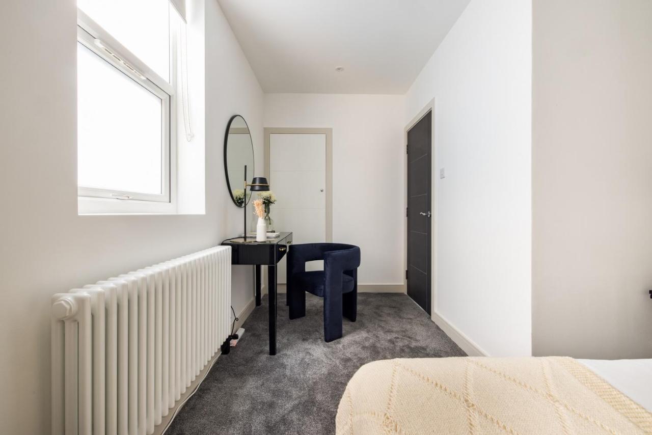 Leilighet The Battersea Secret - Trendy 3bdr Flat With Patio London