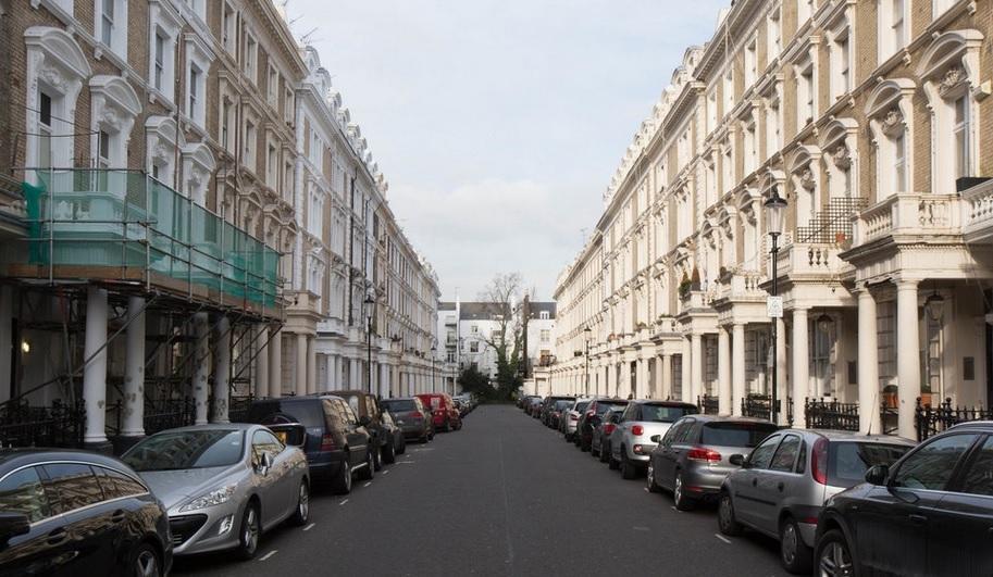 Notting Hill Gate 3* London