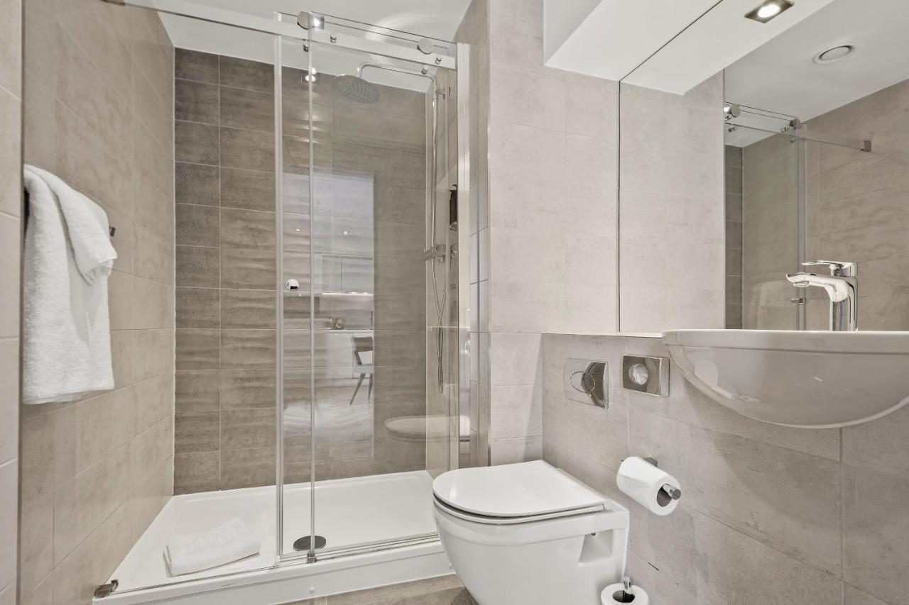 Roomzzz Stratford Londres