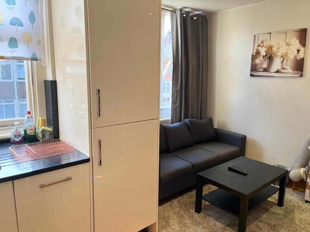Stunning 1 Bedroom In Stunning Location - Mayfair Area Apartment *