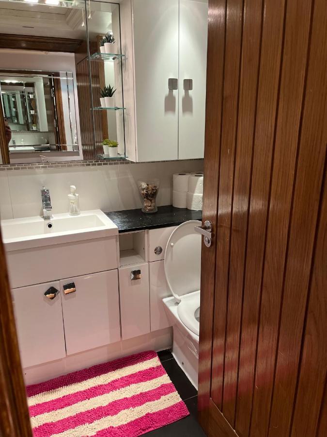 Stunning 1 Bedroom In Stunning Location - Mayfair Area Apartment
