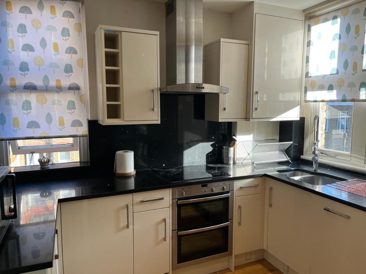 Stunning 1 Bedroom In Stunning Location - Mayfair Area Apartment