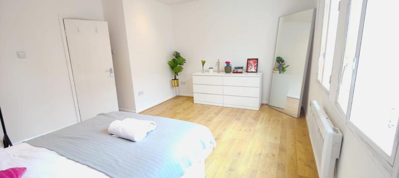Leilighet Spacious 3 Bed Flat Near Liverpool Street, Spitalfields *