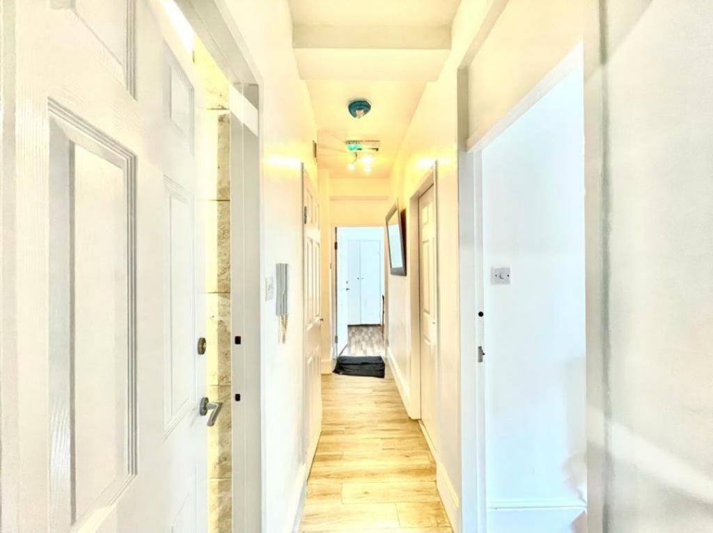Private Cosy 3 Bedroom In Kings Cross Apartment