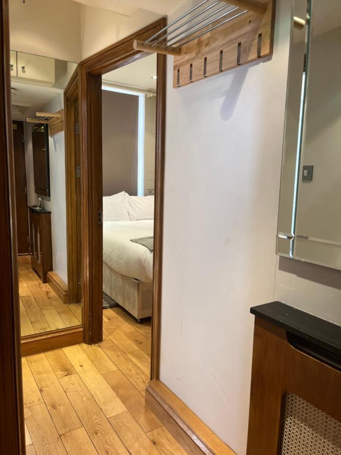 Stunning 1 Bedroom In Stunning Location - Mayfair Area Apartment