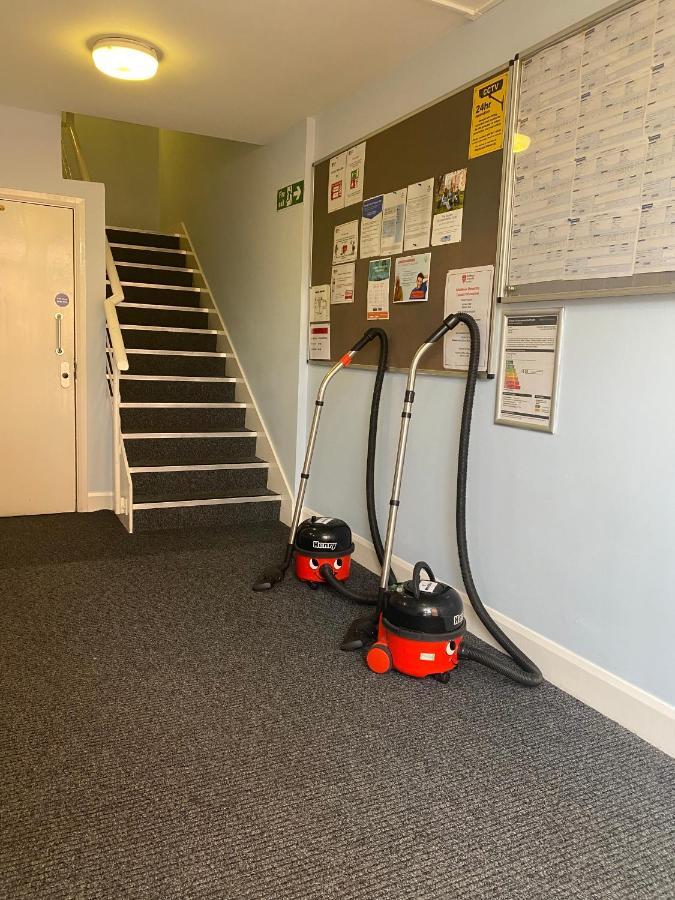 Pensión Charming For Students Only, Cricklewood Lane - Sk
