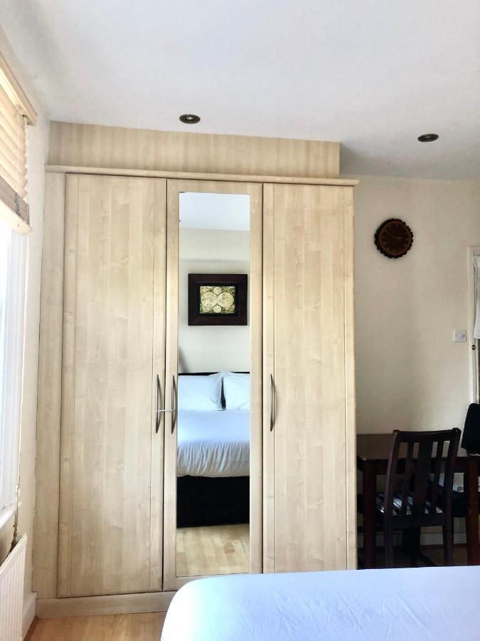 Beresford Road Homestay London