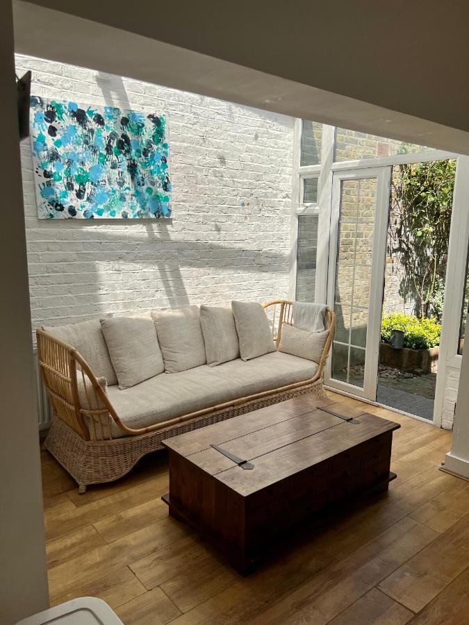 Family With Garden In The Heart Of Hampstead Londen
