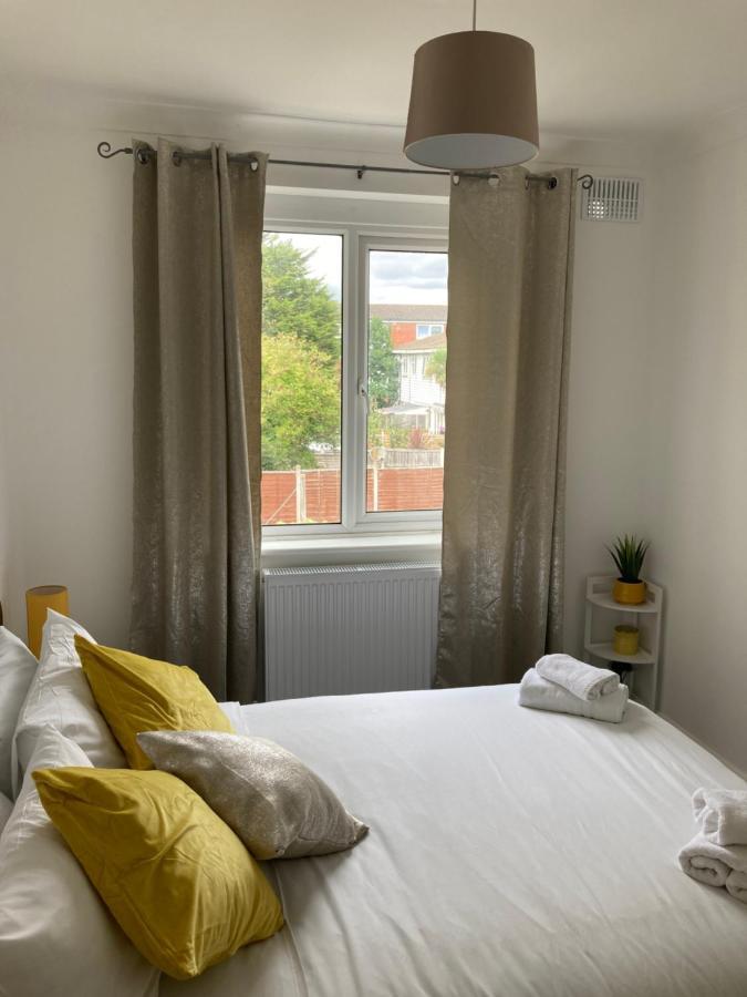 Vakantiehuis Gresham - Close To Excel, Contractors, Relocators, Paid Parking