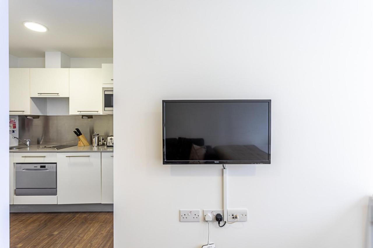 Chamber Street 12 Apartment London