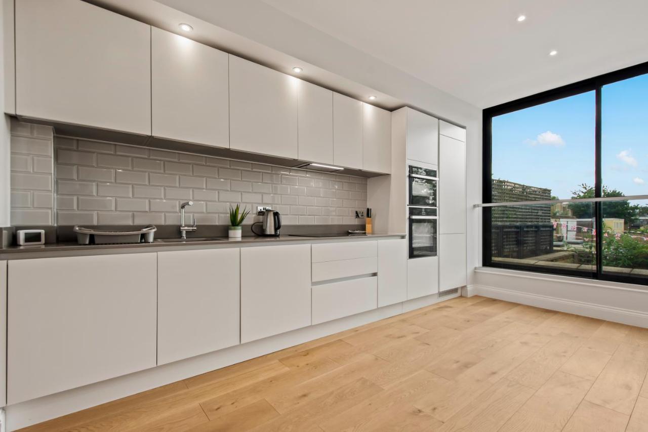 Appartement Mysquare Dalston Three Bed Londen