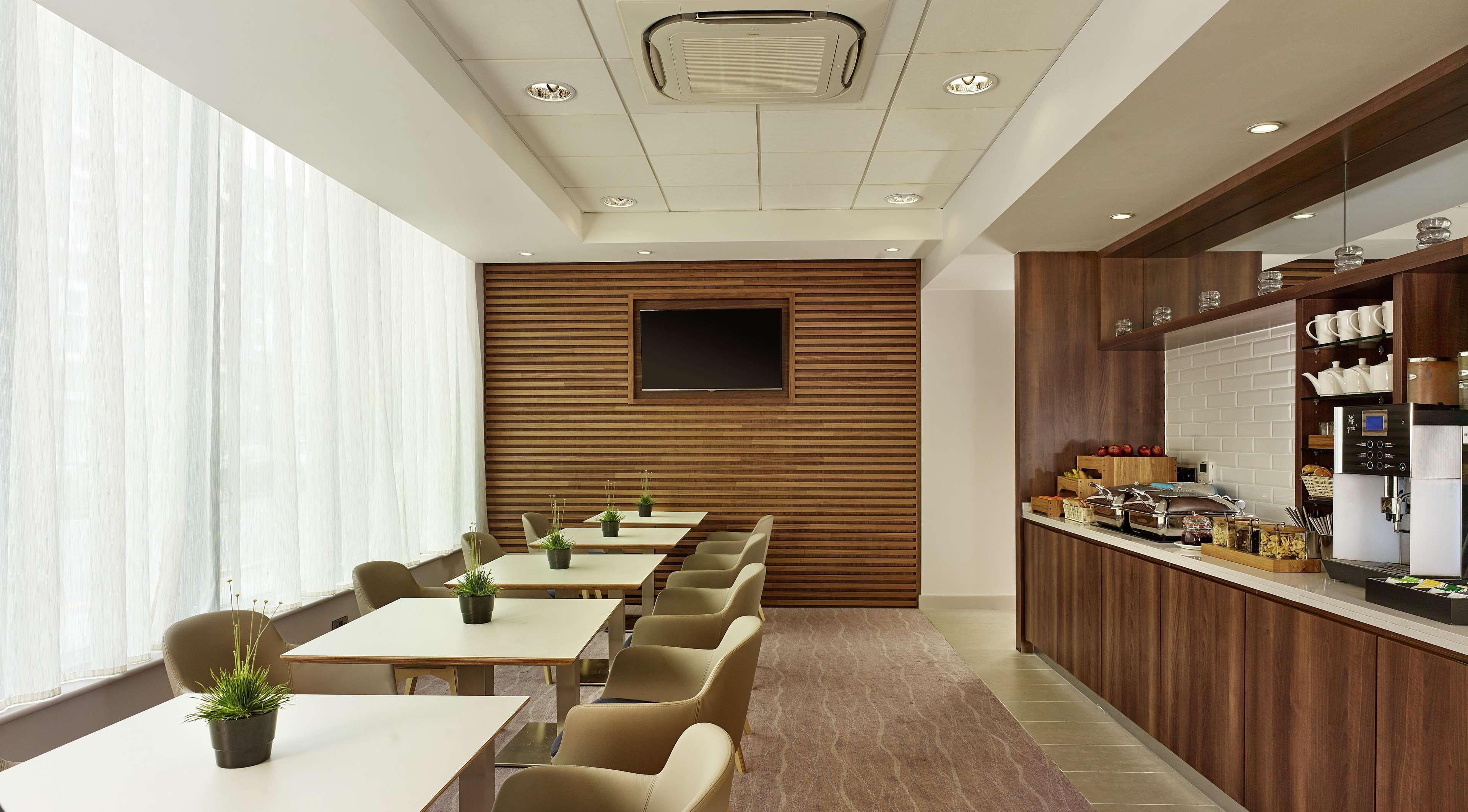 Hotell Doubletree By Hilton Angel Kings Cross London