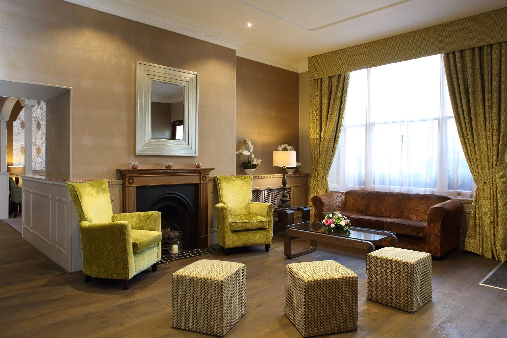 Phoenix 4* Londen