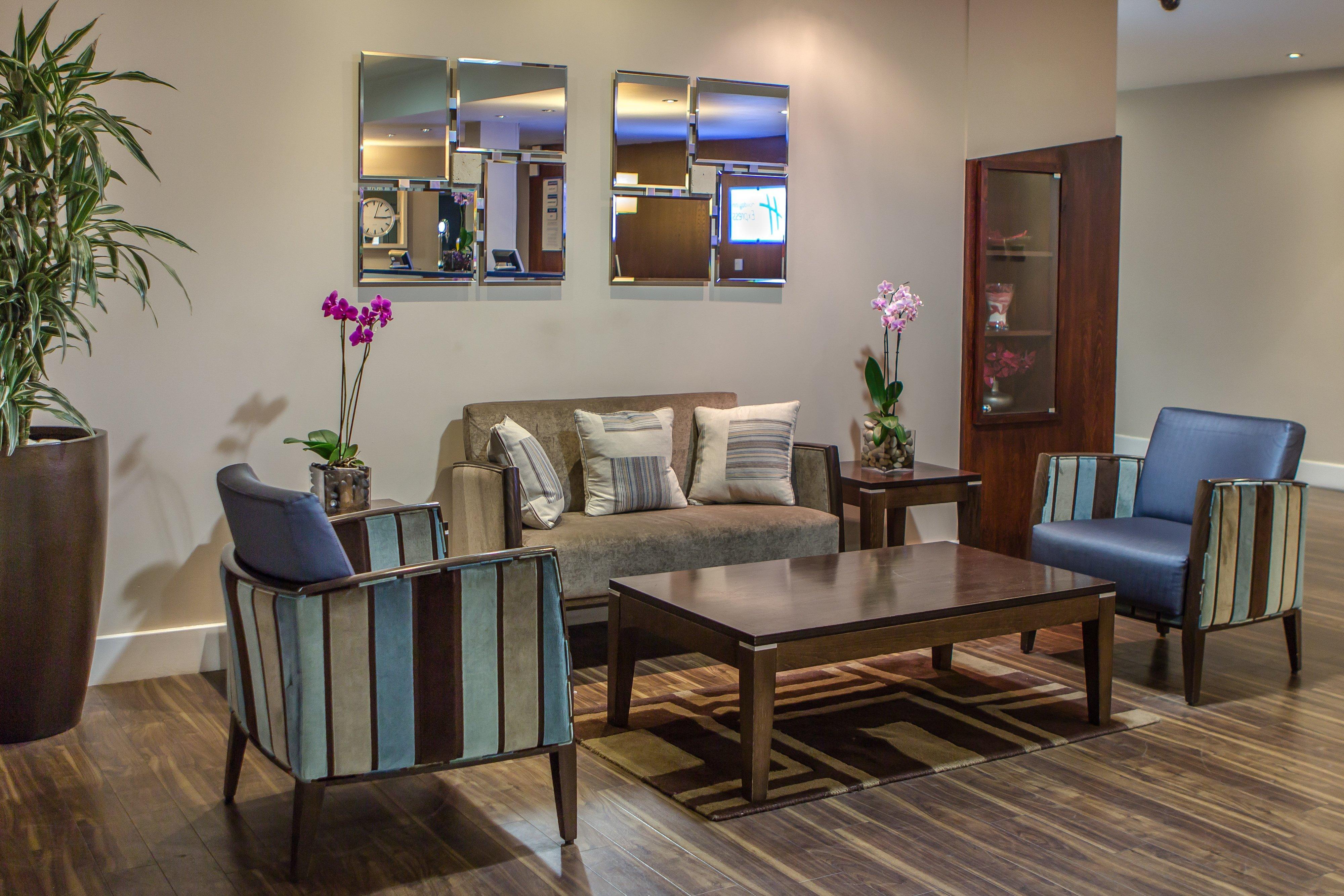 Express Royal Docks By Ihg 3* London