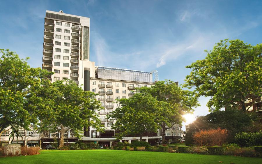 Jumeirah Carlton Tower London
