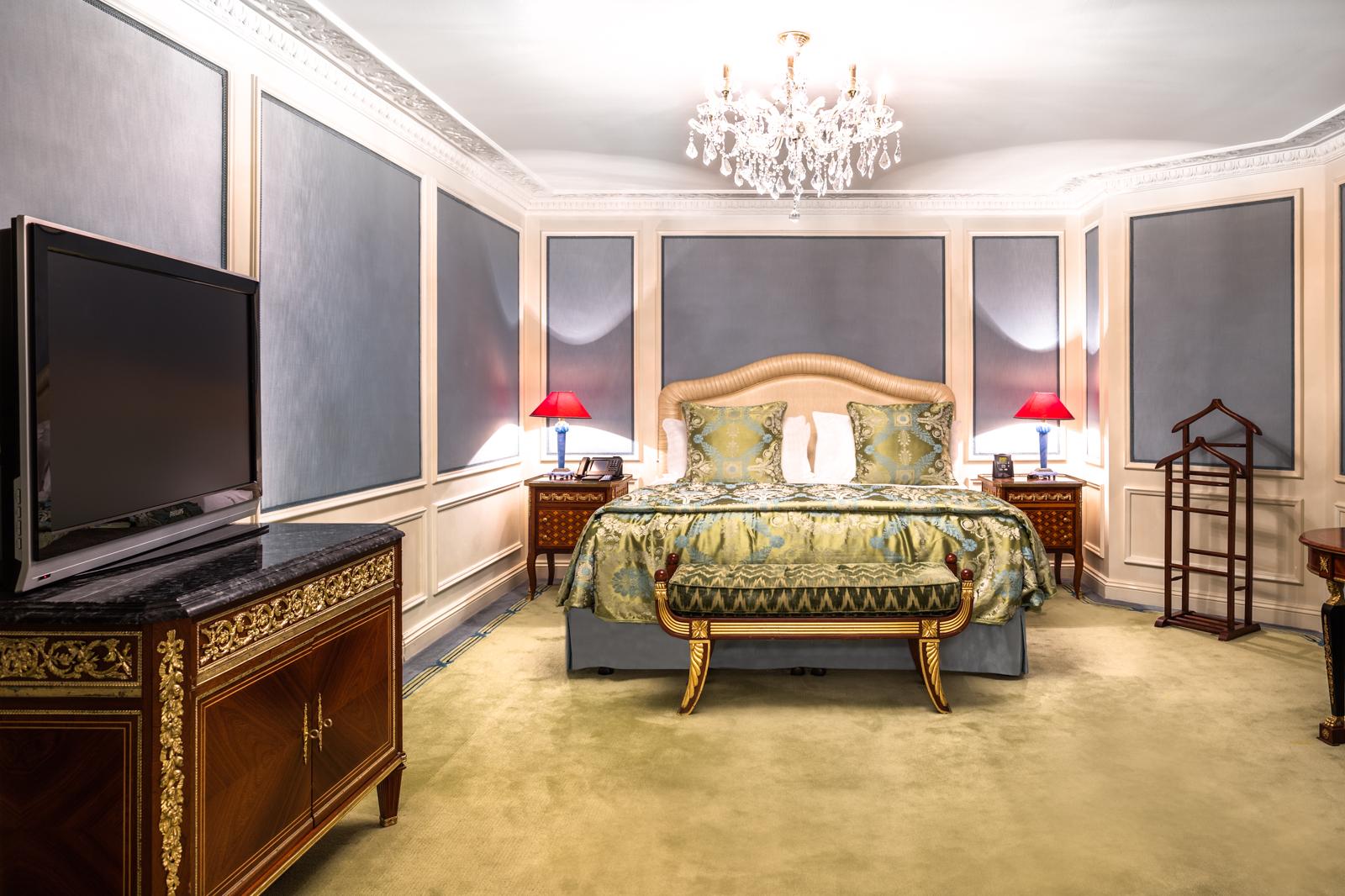 Bentley Hotel 5*