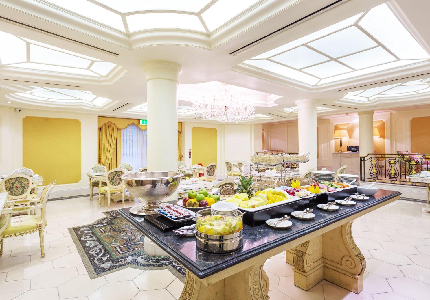 Bentley Hotel 5*