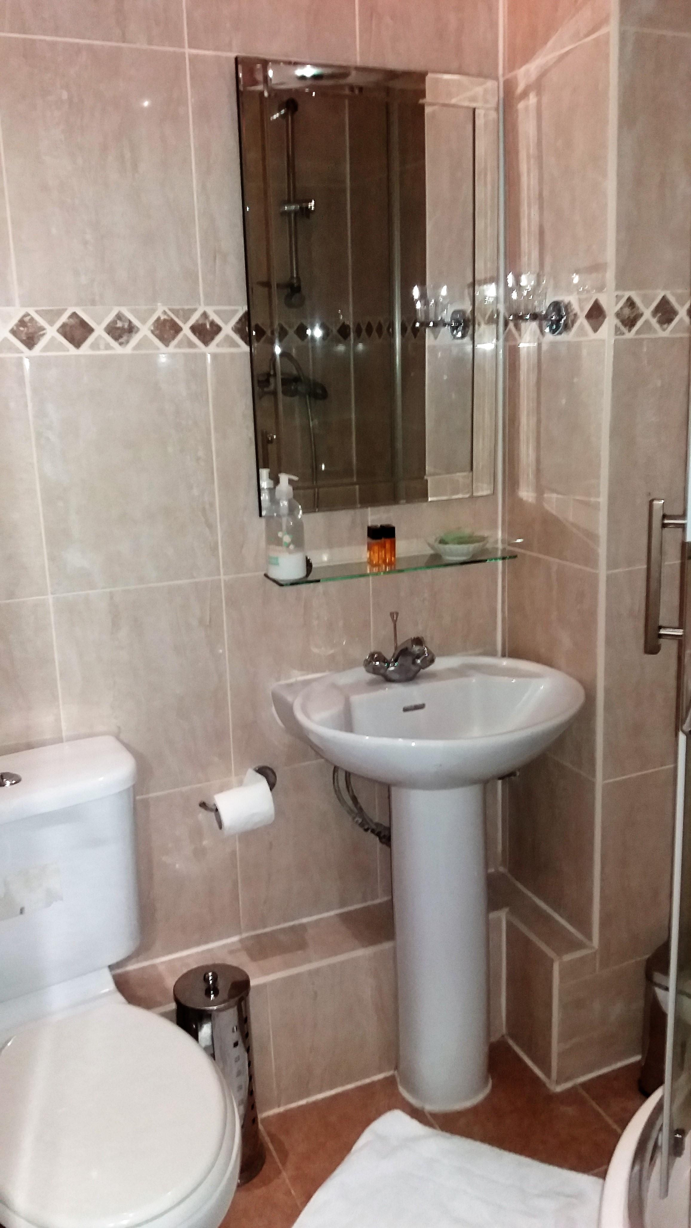 Tony's House Hotel 2*