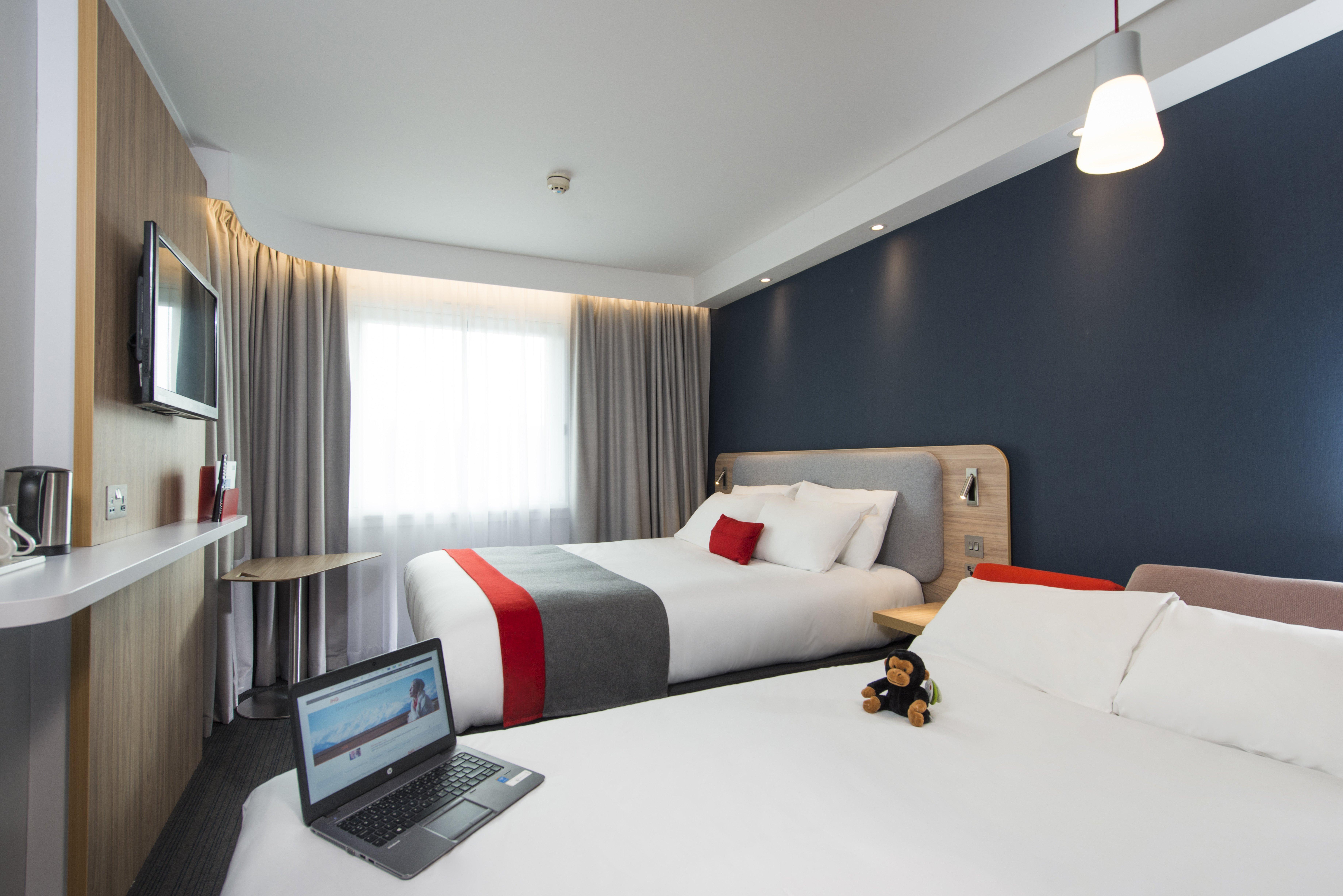 Hotel Holiday Express London-hammersmith By Ihg 3*