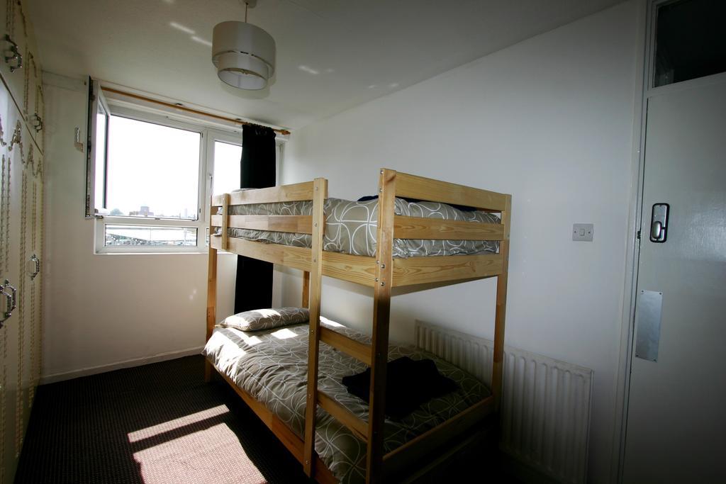 Lettingeasy - Brownfield Guest house