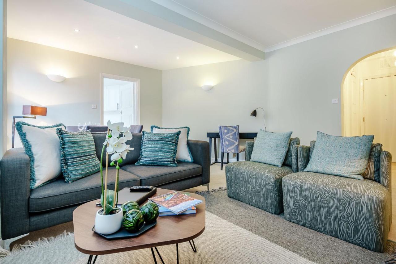 Hill Street Mayfair Apartment London