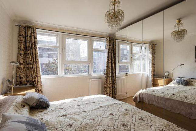 Leilighet 1 Bedroom Flat Close To With Free Parking Arrangement