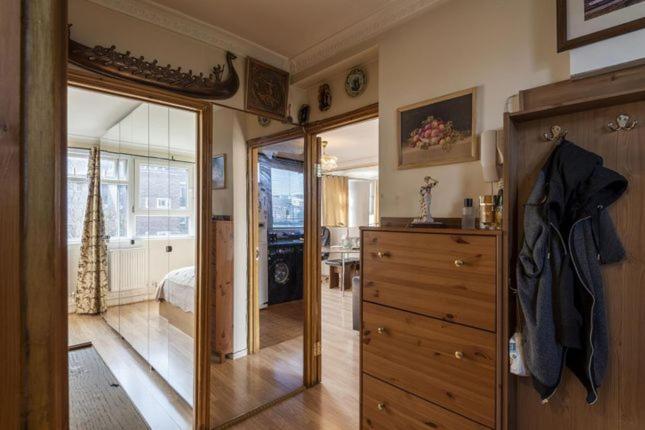 1 Bedroom Flat Close To With Free Parking Arrangement Leilighet *