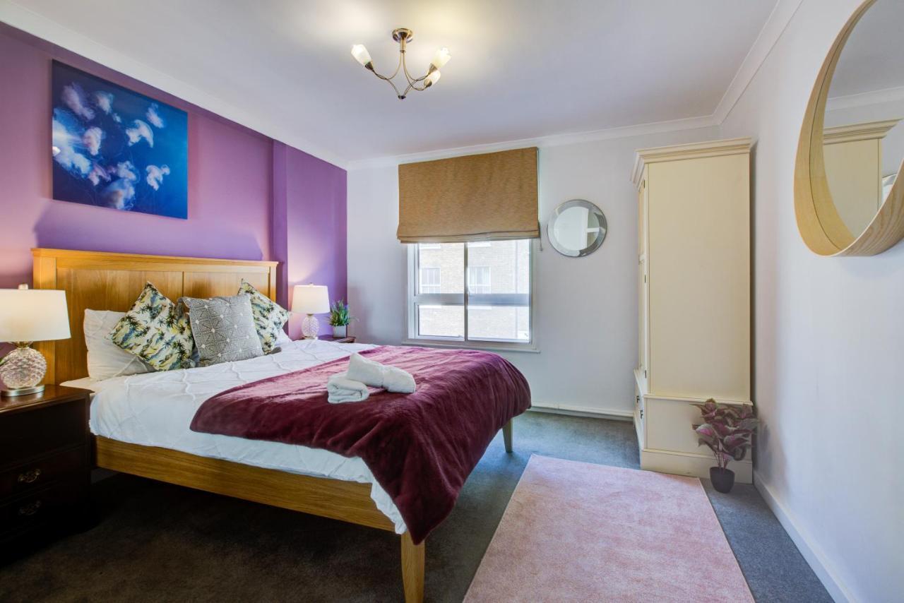 Apartment 3-bedroom, 3-baths In Super Posh Marylebone, Central London, W1 London