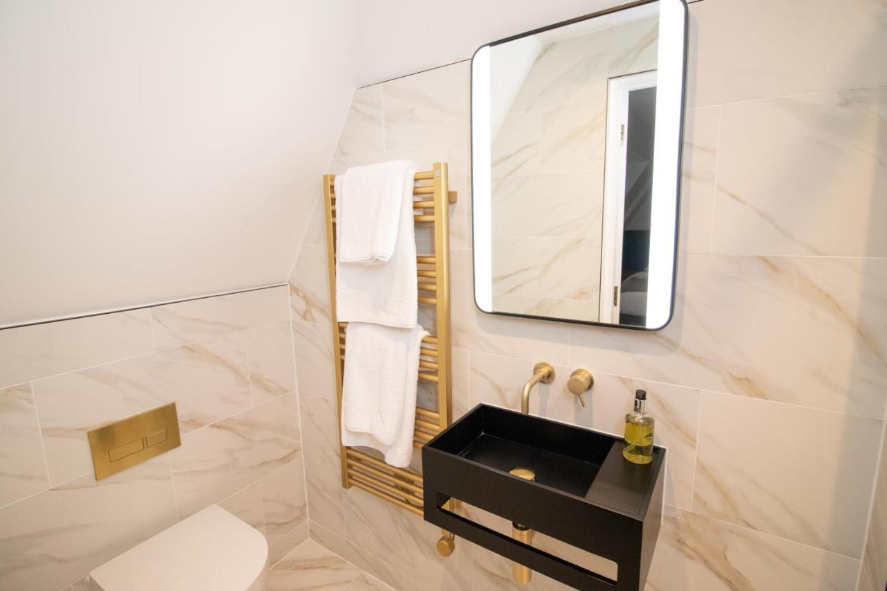 Hotell Three Falcons 4*