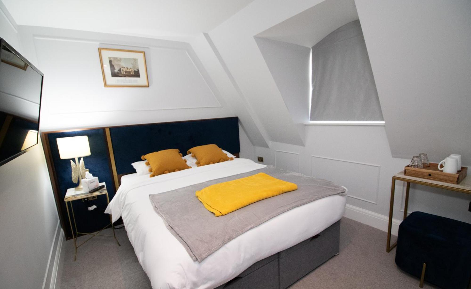 Three Falcons Hotell London