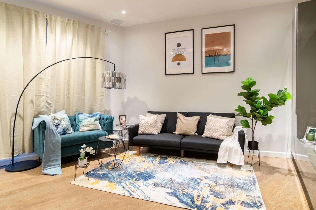 Сasa de vacaciones Stunning Camden House With Private Terrace & Free Parking