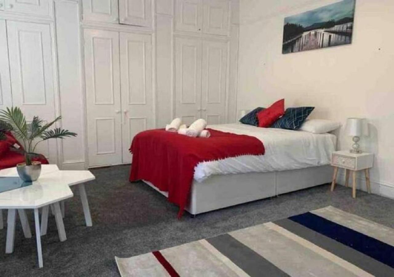 Balham, South Spacious 5, 6 Available London