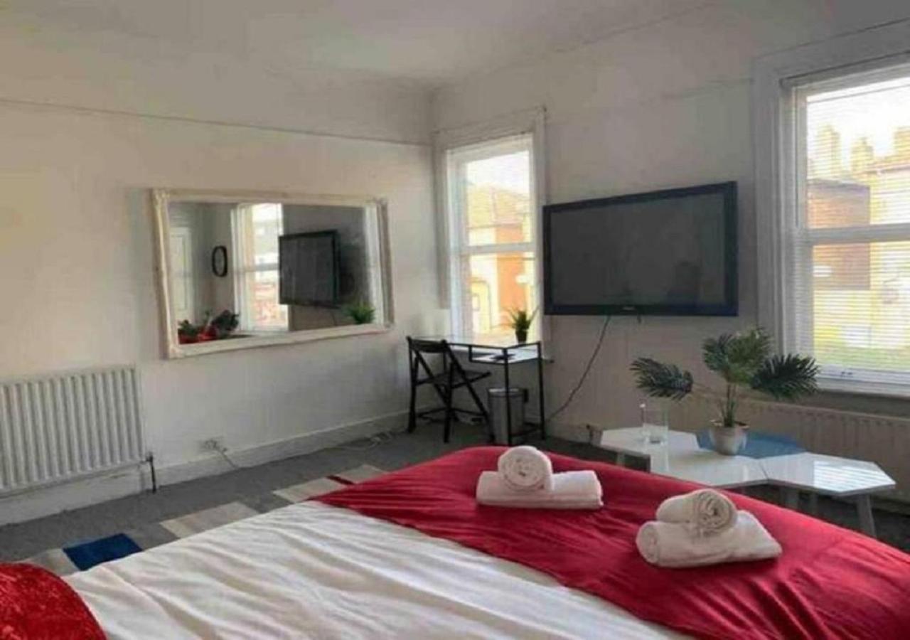 Balham, South Spacious 5, 6 Available Gjestgiverier