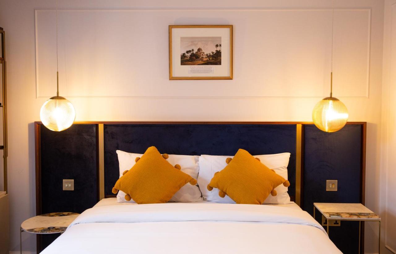 Hotell Three Falcons 4*