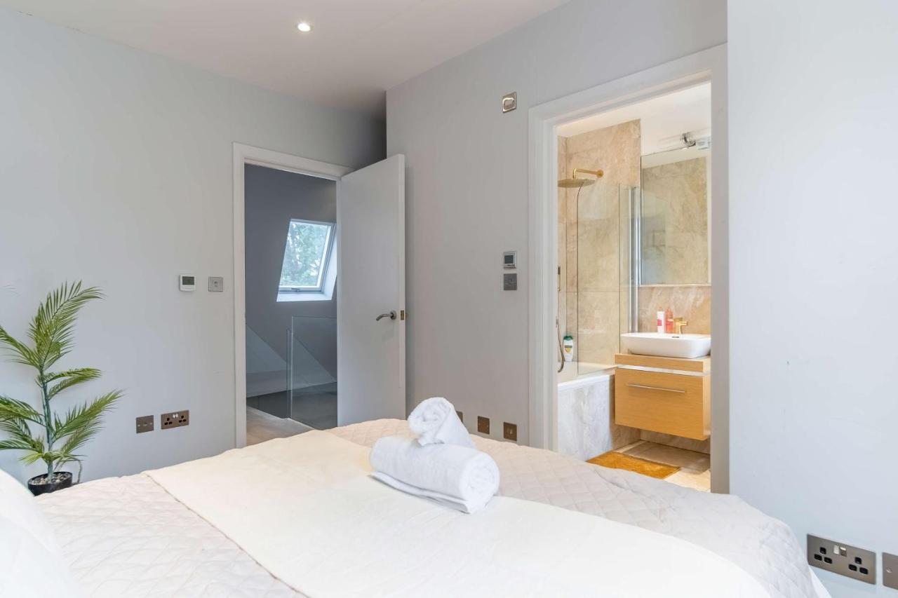 Stunning Camden House With Private Terrace & Free Parking Сasa de vacaciones