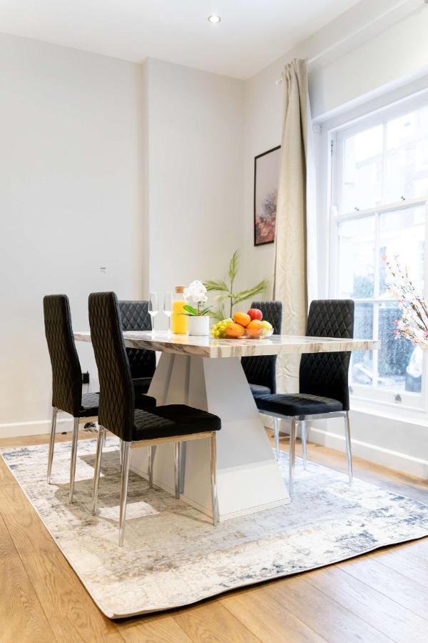 Stunning Camden House With Private Terrace & Free Parking Сasa de vacaciones Londres