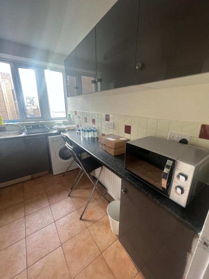 Marble Arch, Oxford Street, Edgware Road * London