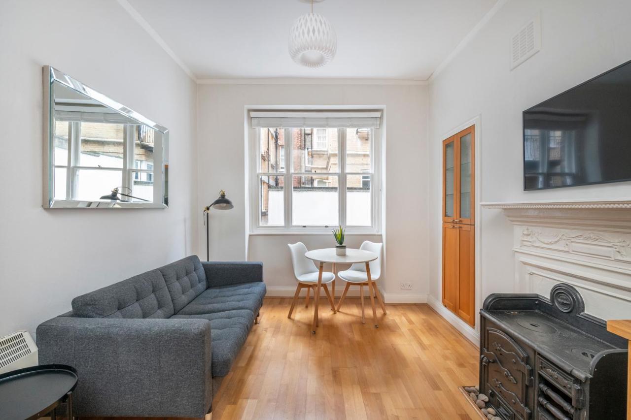 The Modern Manor - Fitzrovia - By Frankie Says Leilighet London