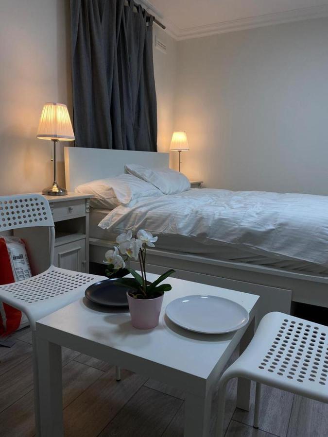 Lovely Studio In Apartamento Londres