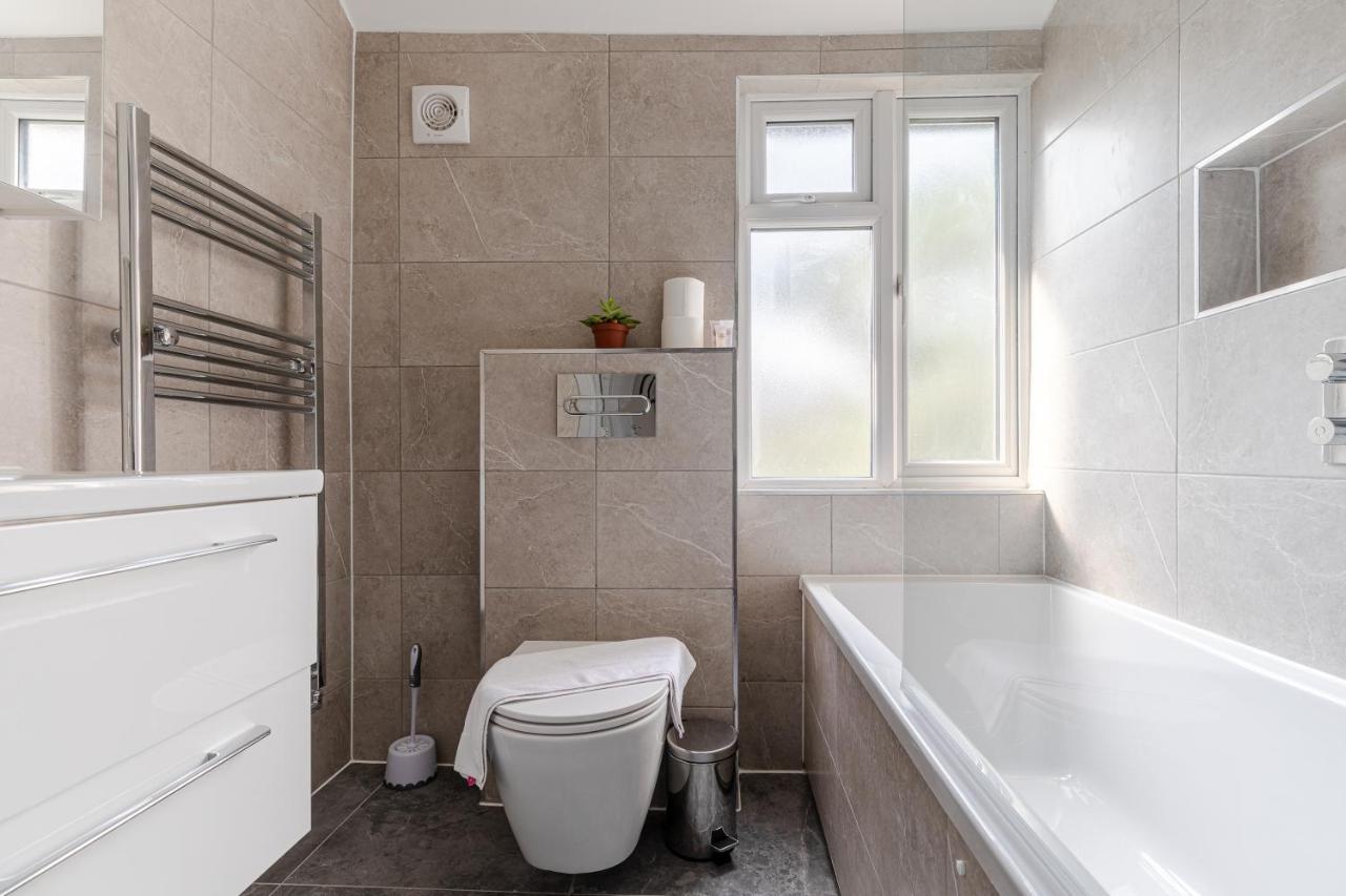Welcoming 2 Bedroom In Greater