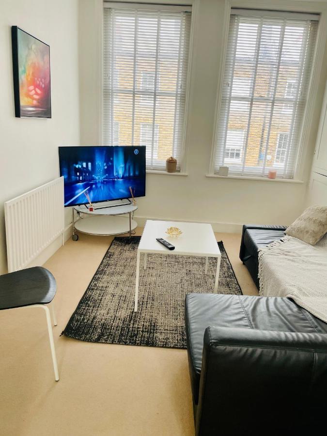 Harcourt House Apartment *