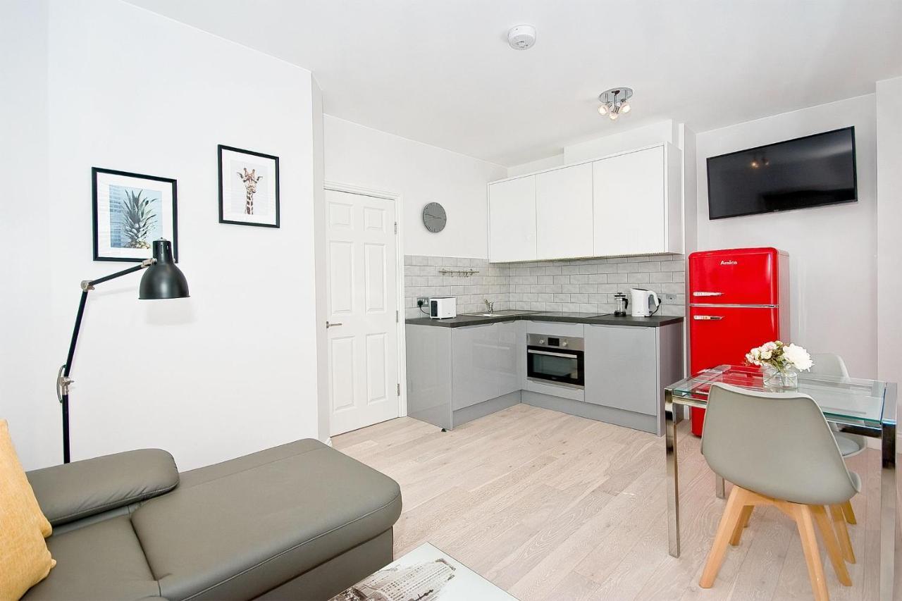 Ferienhaus F2 Greek Street By Living