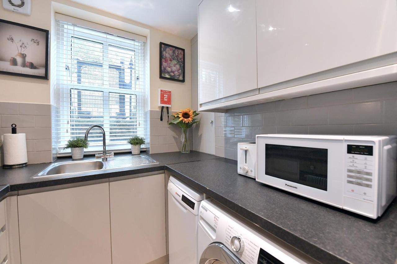 Kingsley Flat * London