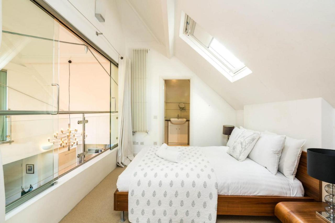 Unique 2 Bedroom Converted Artists Studio Vakantiehuis
