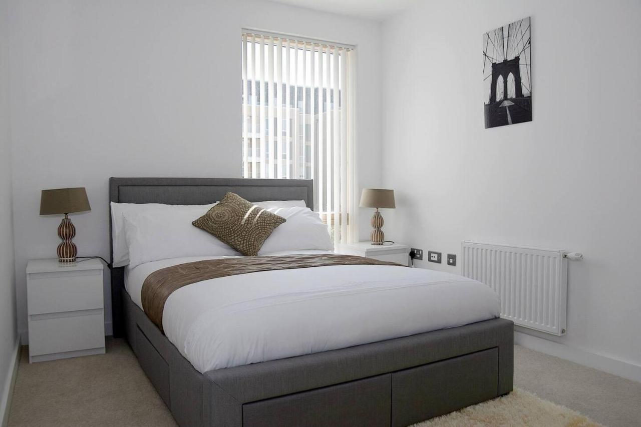 East - Sleeps 6 - Pets Allowed Holiday home